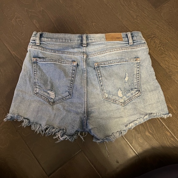 BKE Jean shorts size: 27 - Picture 2 of 3